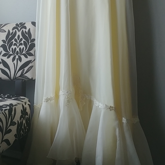 Vintage 70s Party Time Fashions wedding dress - Picture 2 of 11